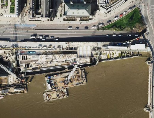 London Gallery, UK,  Jump Center EPL's