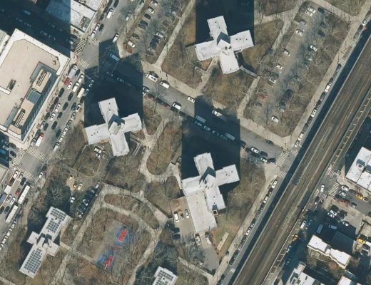 Manhattan Boutique, Manhattan, New York.  Jump Center EPL's