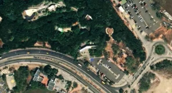 'Animal Bazaar' EPL.  Jump Center EPL's