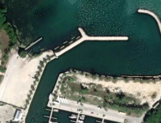 T1C1 - Catalina Bay - Condominium complex - The Barcadere Marina - George Town, Cayman Islands