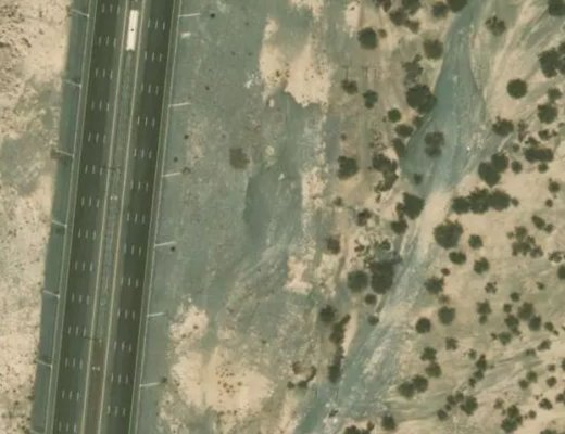 (EPL - trucks) C1/750 Shinas, Oman